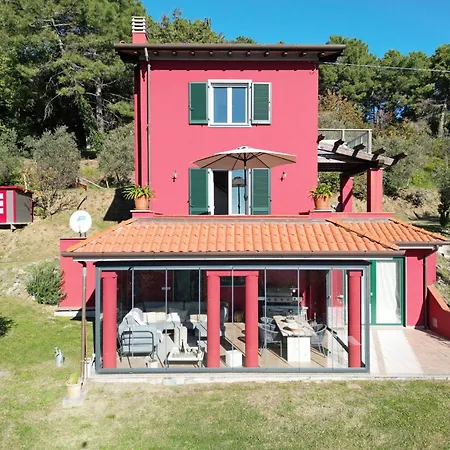 Villa Torre Rossa Fosdinovo